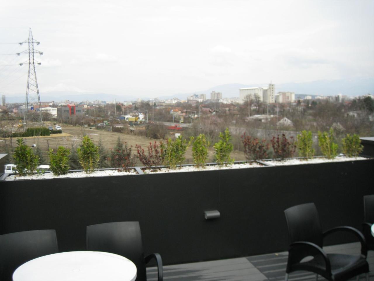 Domus Aparthotel Skopje Luaran gambar